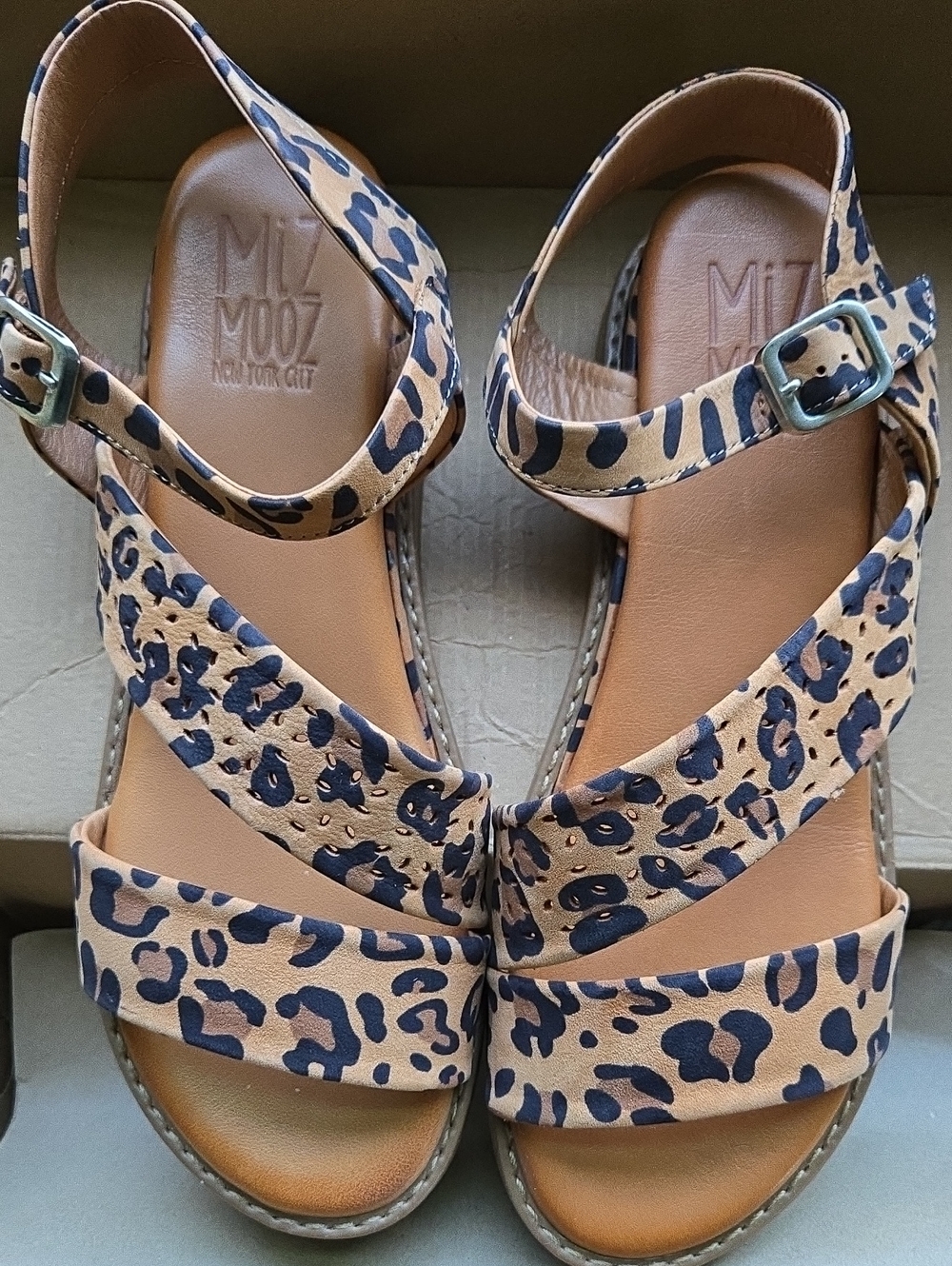 Miz Mooz Tan Leopard Print Strappy Sandals Size 39(8.5)